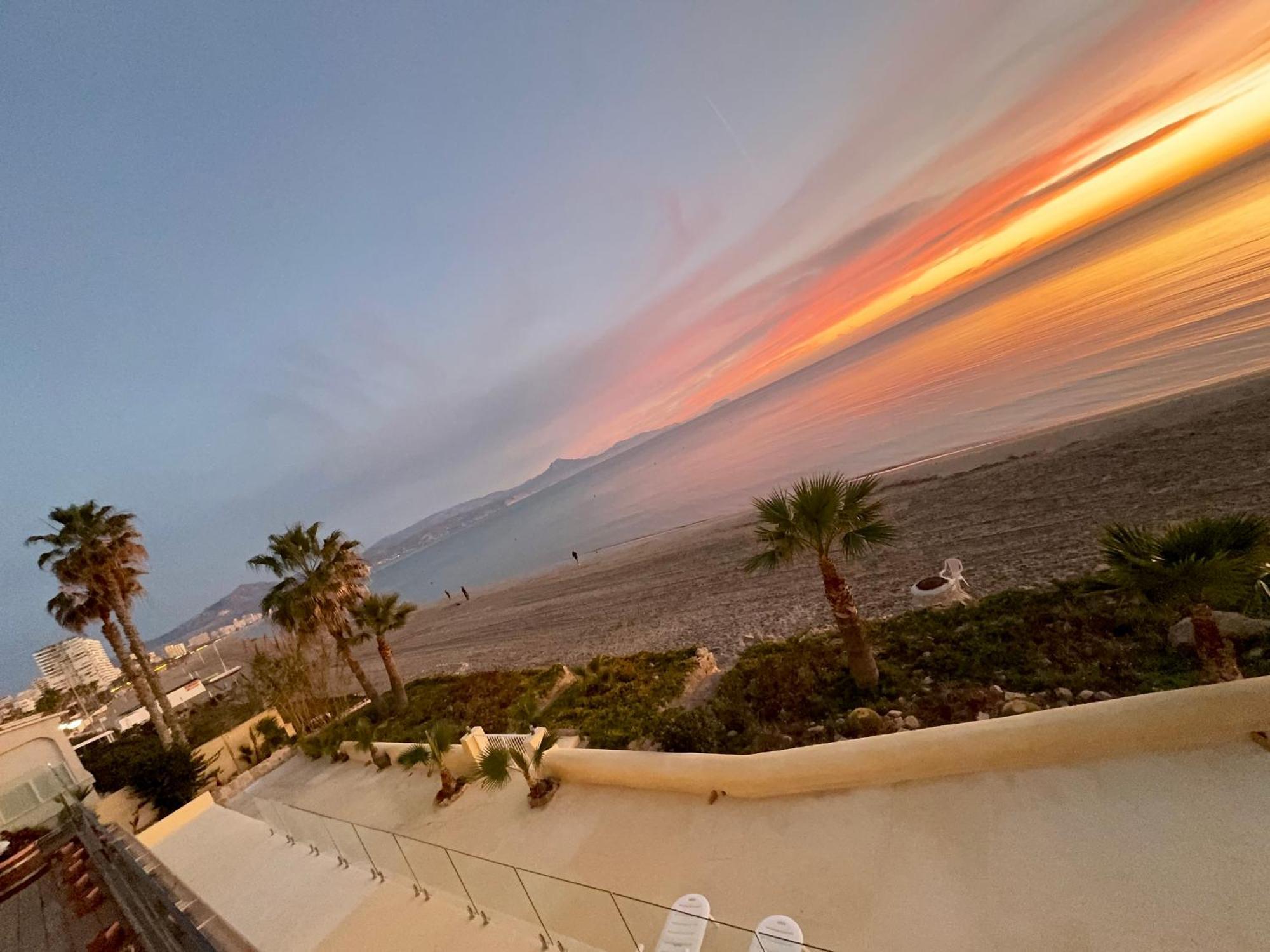 Excepcional Apartamento Loft A Pie De Playa En Chalet Roquetes Αλικάντε Εξωτερικό φωτογραφία