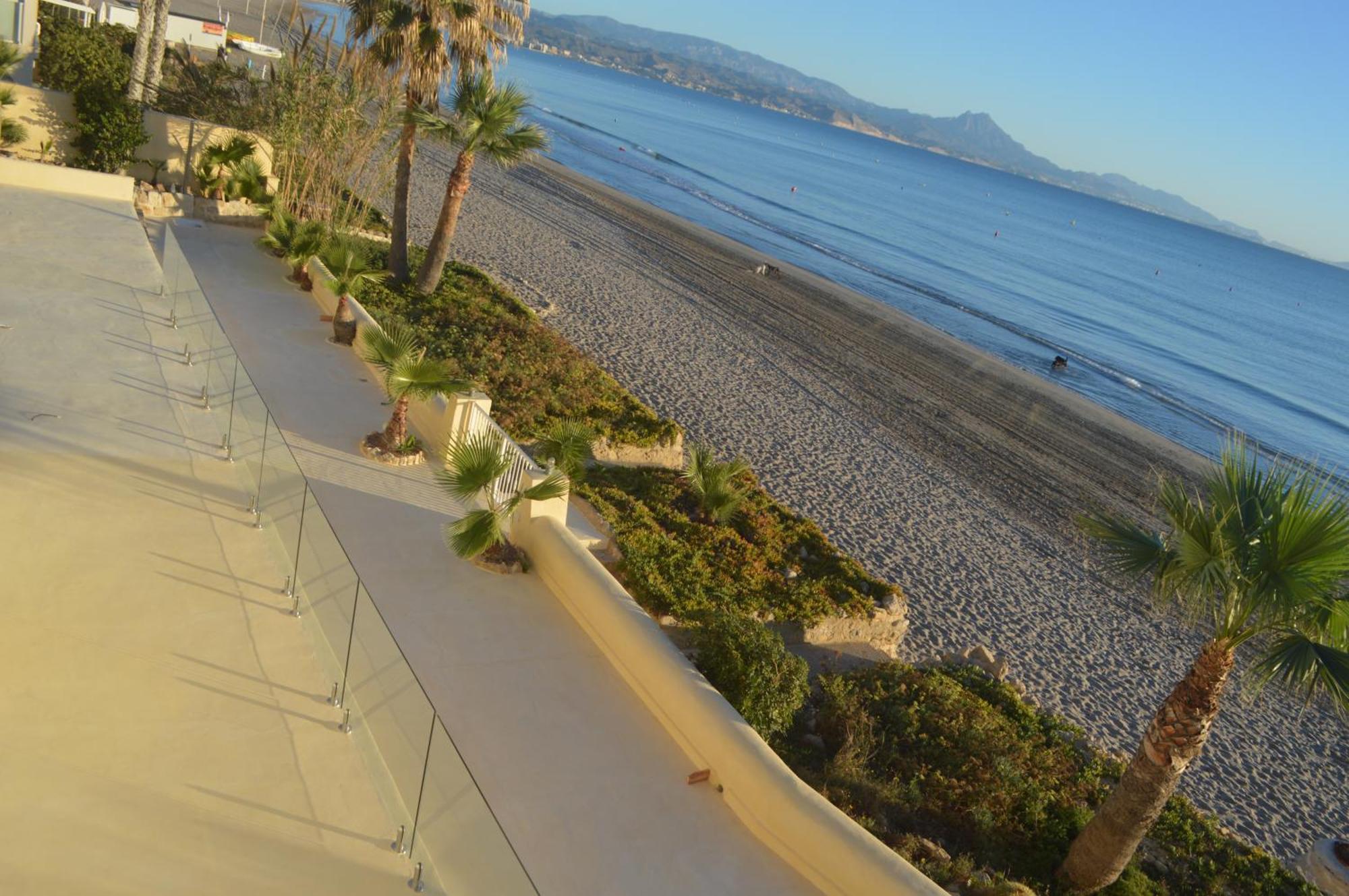 Excepcional Apartamento Loft A Pie De Playa En Chalet Roquetes Αλικάντε Εξωτερικό φωτογραφία