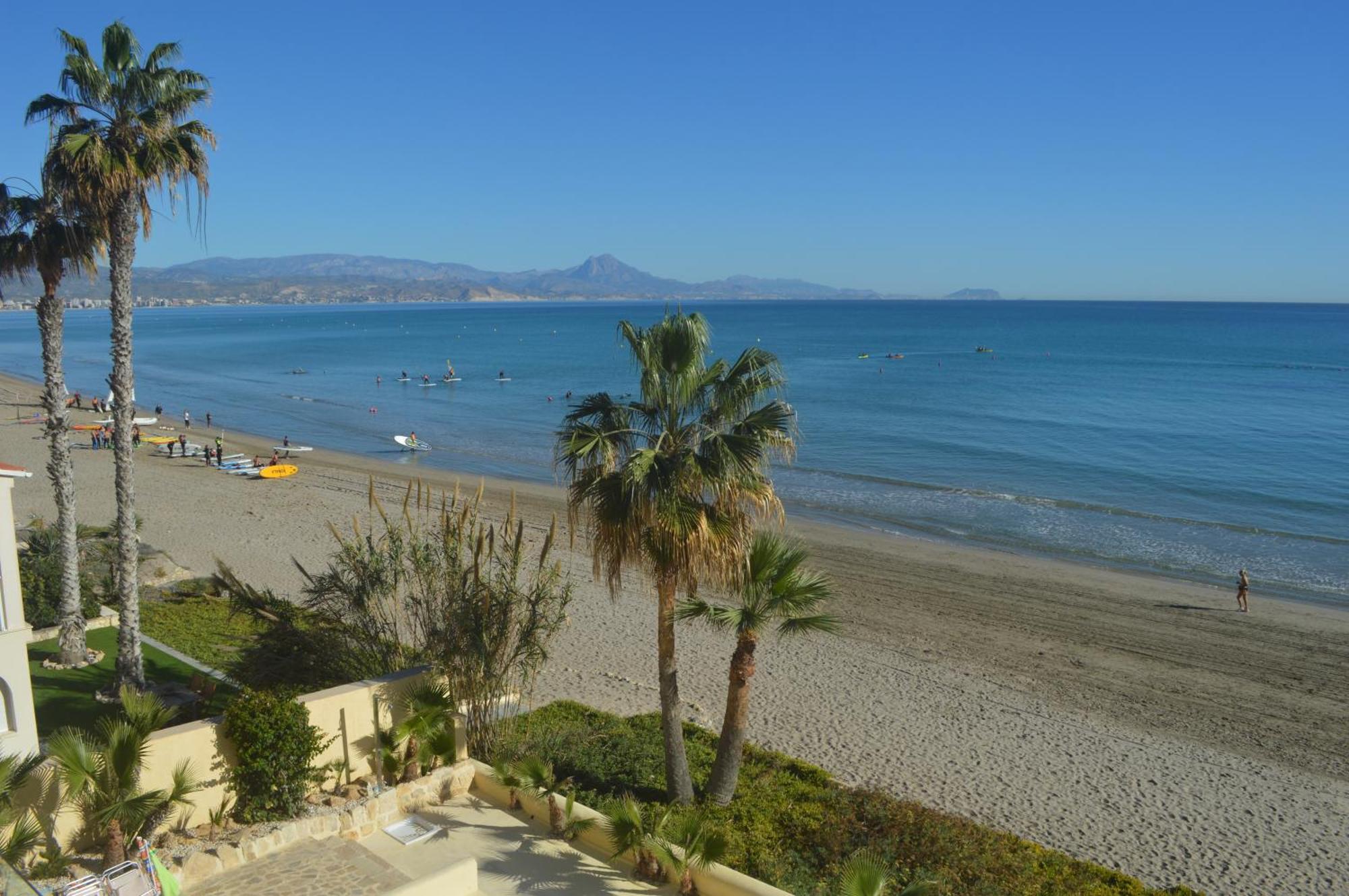 Excepcional Apartamento Loft A Pie De Playa En Chalet Roquetes Αλικάντε Εξωτερικό φωτογραφία