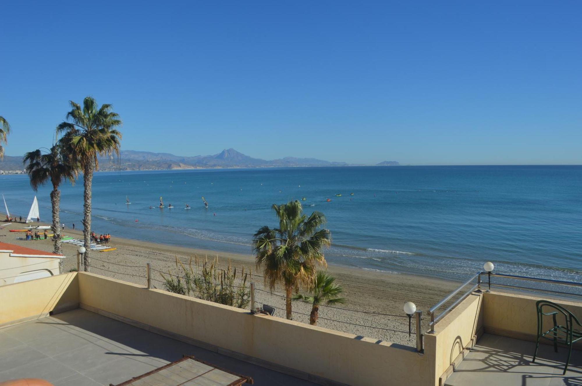 Excepcional Apartamento Loft A Pie De Playa En Chalet Roquetes Αλικάντε Εξωτερικό φωτογραφία