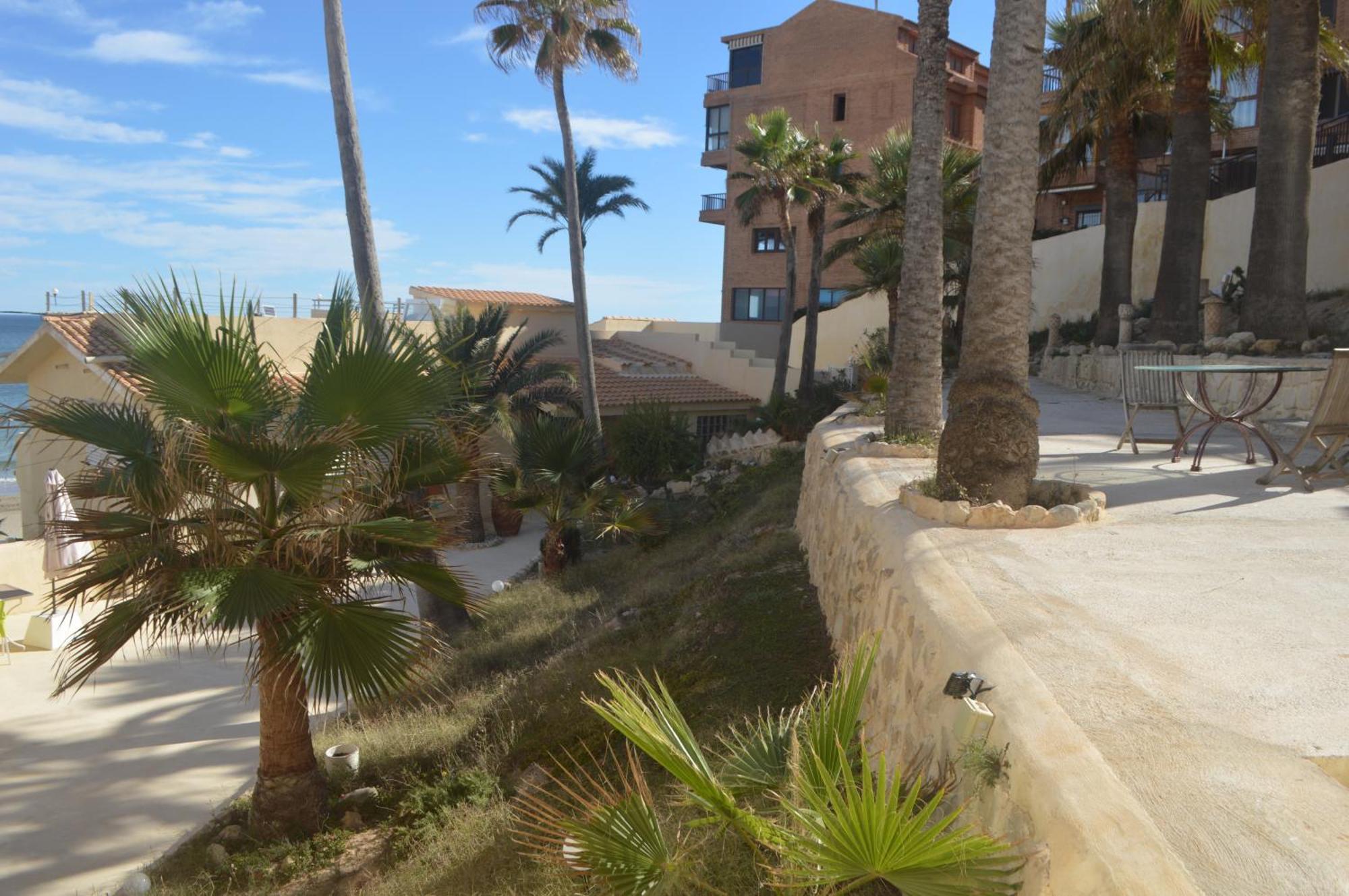 Excepcional Apartamento Loft A Pie De Playa En Chalet Roquetes Αλικάντε Εξωτερικό φωτογραφία